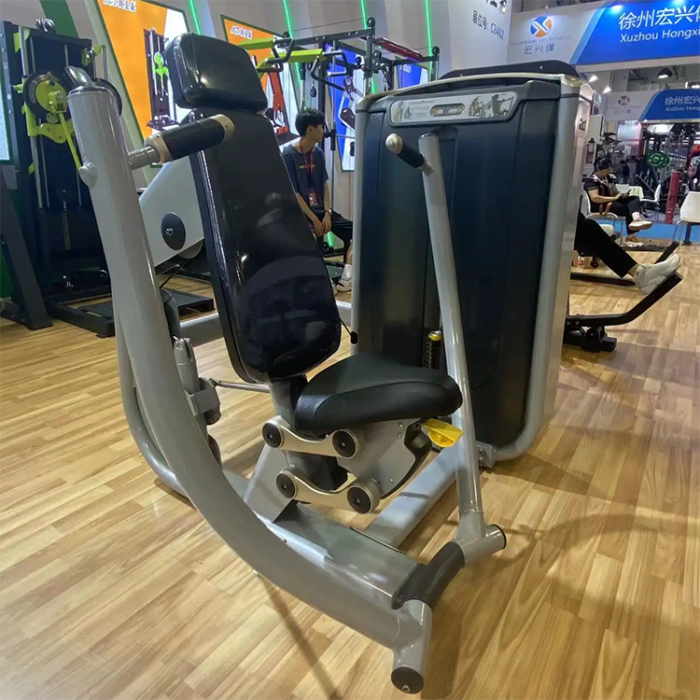 GM41 Converging Chest Press - Image 2