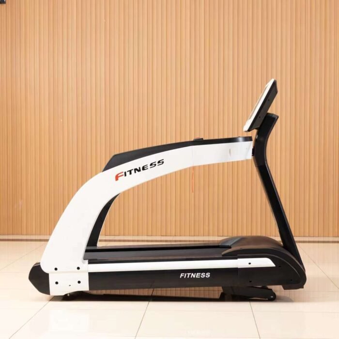 8600 Commercial Treadmill - Image 2