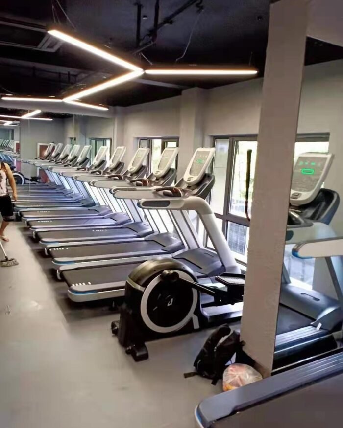 ASJ-9000 Commercial Treadmill - Image 2