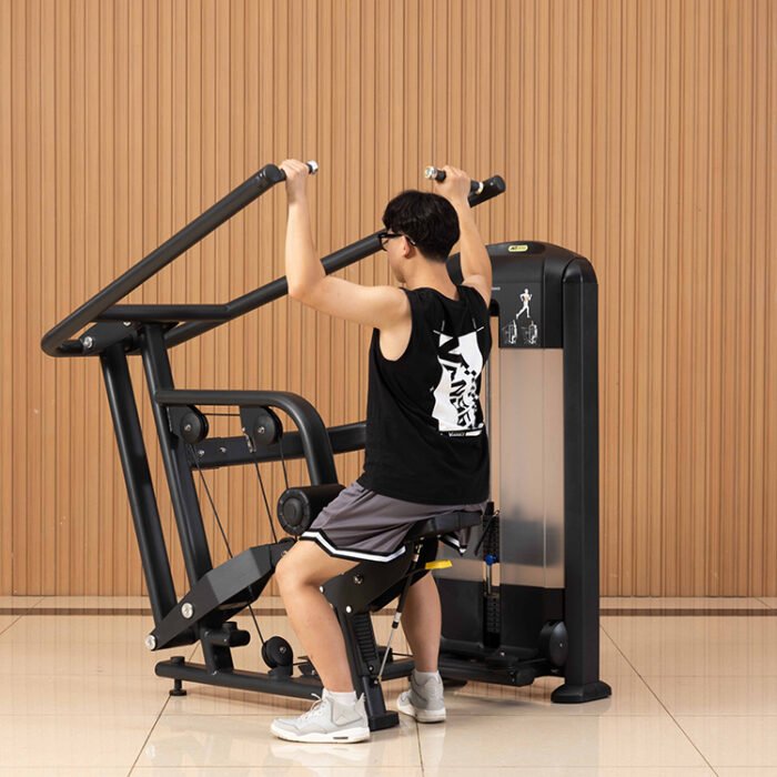 DS003 Seated lat pull down gym equipment - Image 3
