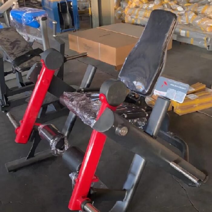 M604 Plate Loaded Leg Extension Adjustable Leg Exercise Machine - Image 5