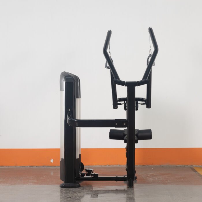 DS011 Lat pulldown gym equipment - Image 5