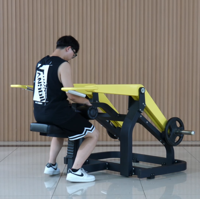 Strength equipment gym use Pin Loaede Z972 Seated Triceps Dip - Image 2