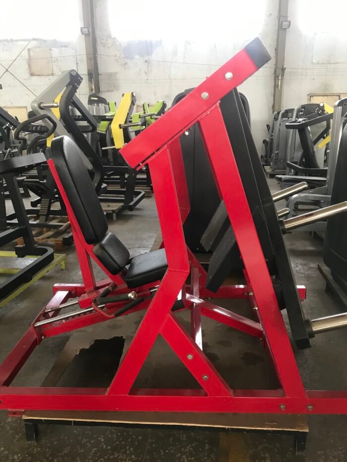 Lateral Leg press gym equipment XM24 - Image 4