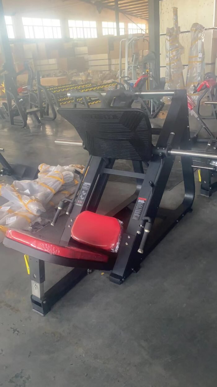 S015 Angled Leg Press commercial gym equipment - Image 4