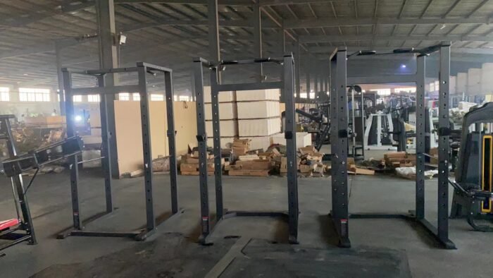 S044 power cage commercial gym equipment - Image 3