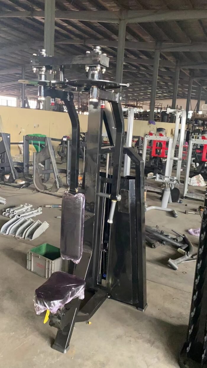 S037 Rearl Delt &Pec Fly Machine commercial fitness gym equipment - Image 3
