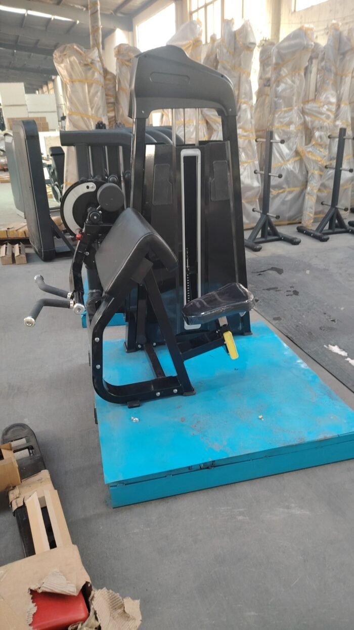 S075 Seated Tricep&Camber Curl commercial fitness equipment - Image 4